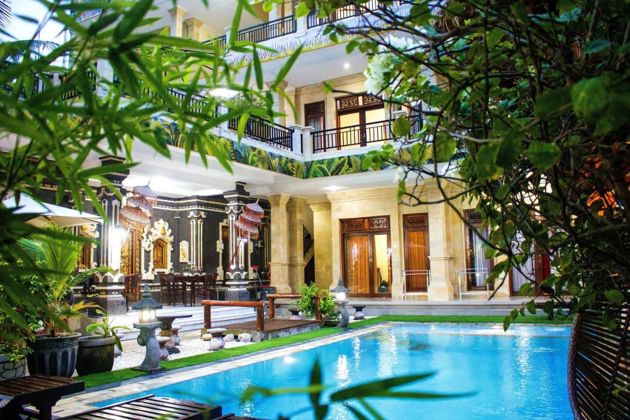 Bali 85 Beach Inn Padangbai  Bagian luar foto