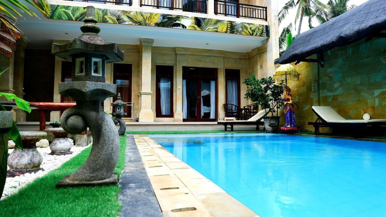 Bali 85 Beach Inn Padangbai  Bagian luar foto