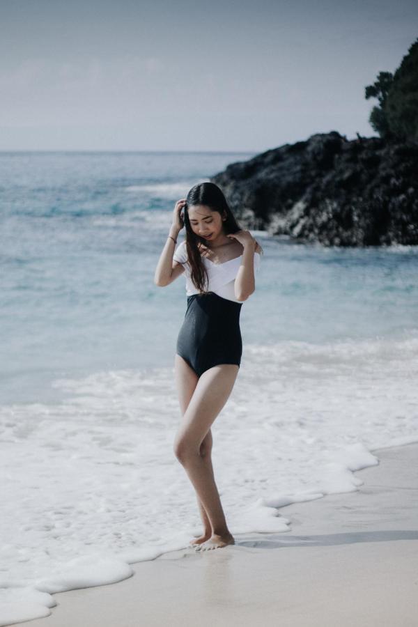 Bali 85 Beach Inn Padangbai  Bagian luar foto